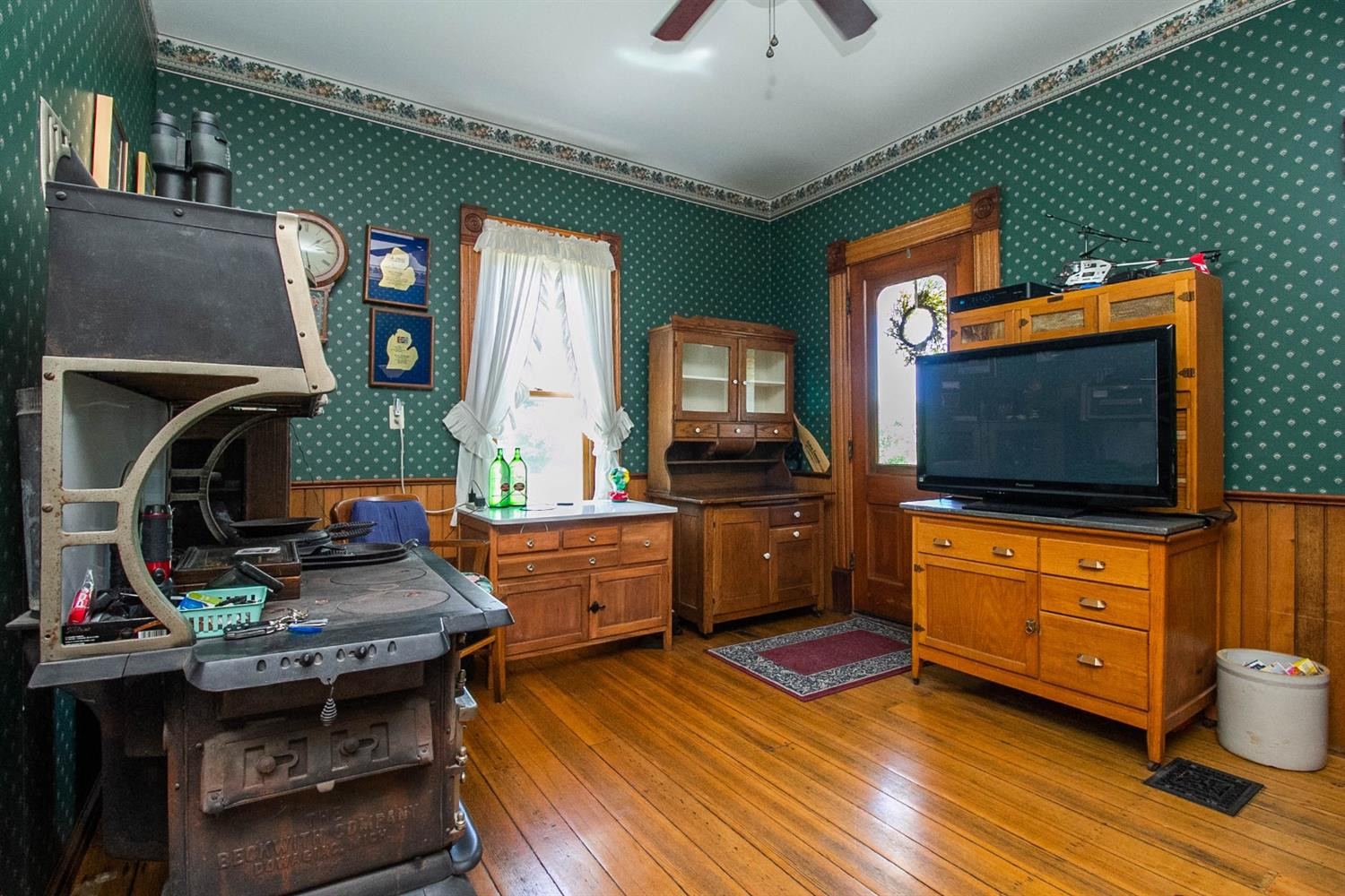 668 Mooreville Road Milan, MI 48160 - Photo 8 of 75 Photo 8