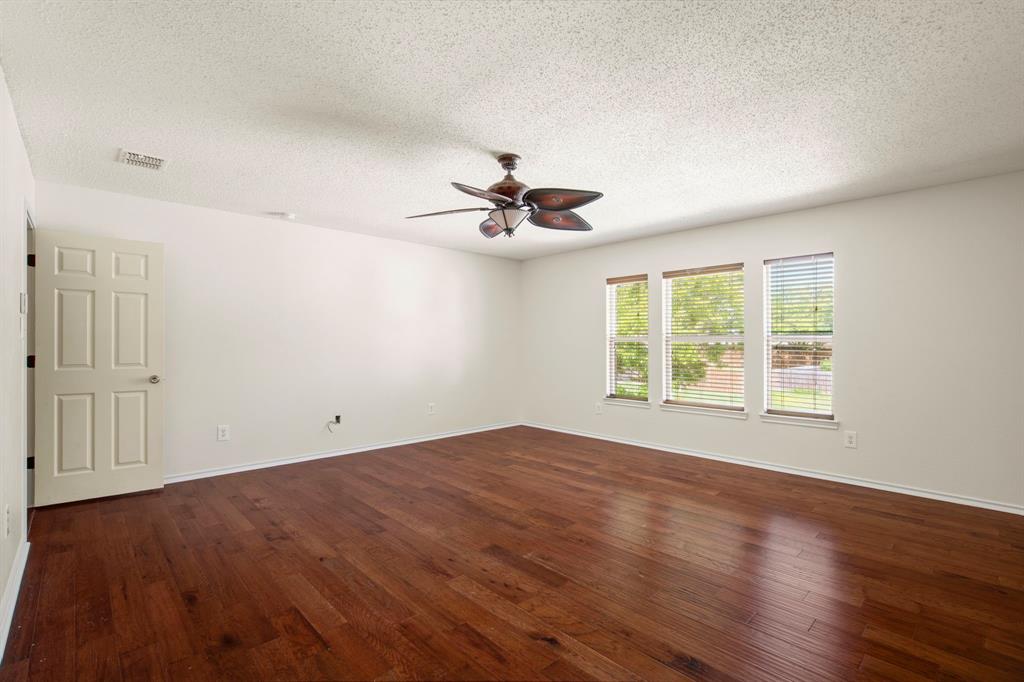 2201 Driskell Lane Corinth, TX 76210 - Photo 23 of 39
