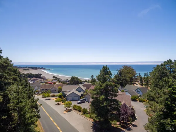 $345,000 | 39001-39051 Cypress Way, Gualala, CA 95445