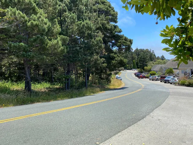 $345,000 | 39001-39051 Cypress Way, Gualala, CA 95445