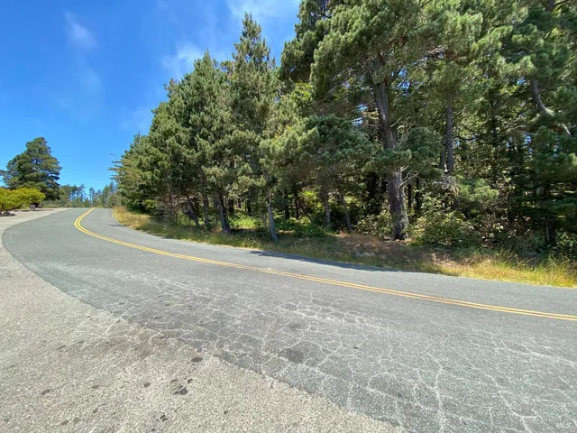 $345,000 | 39001-39051 Cypress Way, Gualala, CA 95445