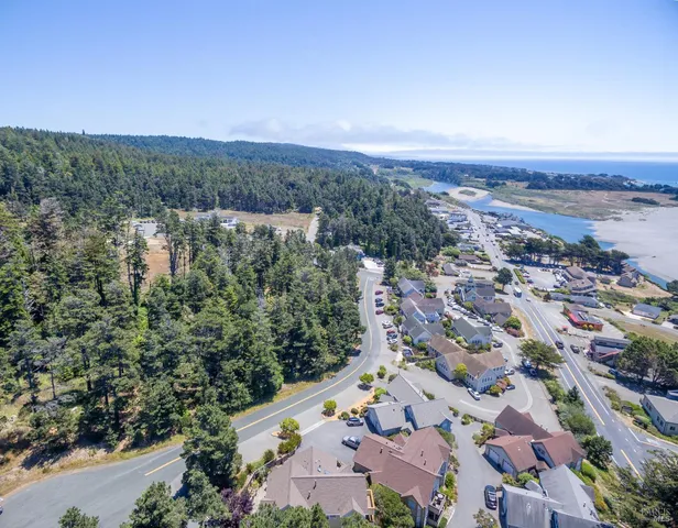 $345,000 | 39001-39051 Cypress Way, Gualala, CA 95445