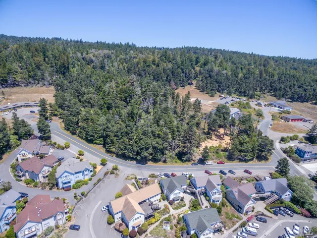 $345,000 | 39001-39051 Cypress Way, Gualala, CA 95445