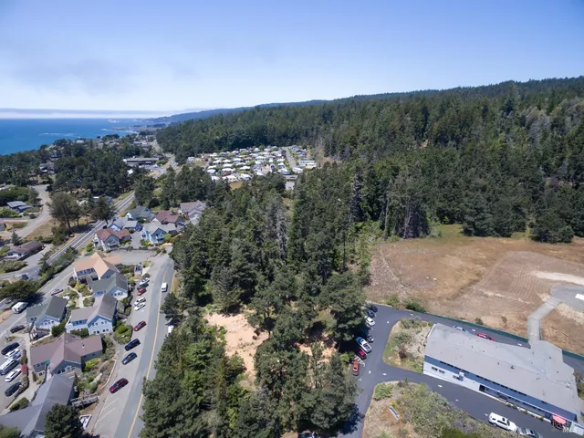 $345,000 | 39001-39051 Cypress Way, Gualala, CA 95445