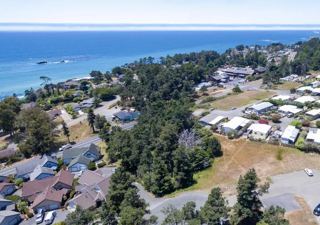 $345,000 | 39001-39051 Cypress Way, Gualala, CA 95445