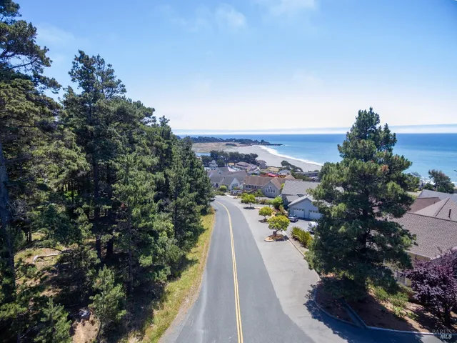 $345,000 | 39001-39051 Cypress Way, Gualala, CA 95445