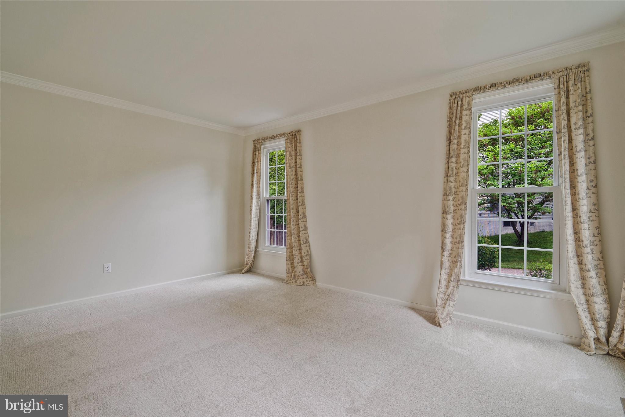 8285 Glenmar Road Ellicott City, MD 21043 - Photo 3 of 69