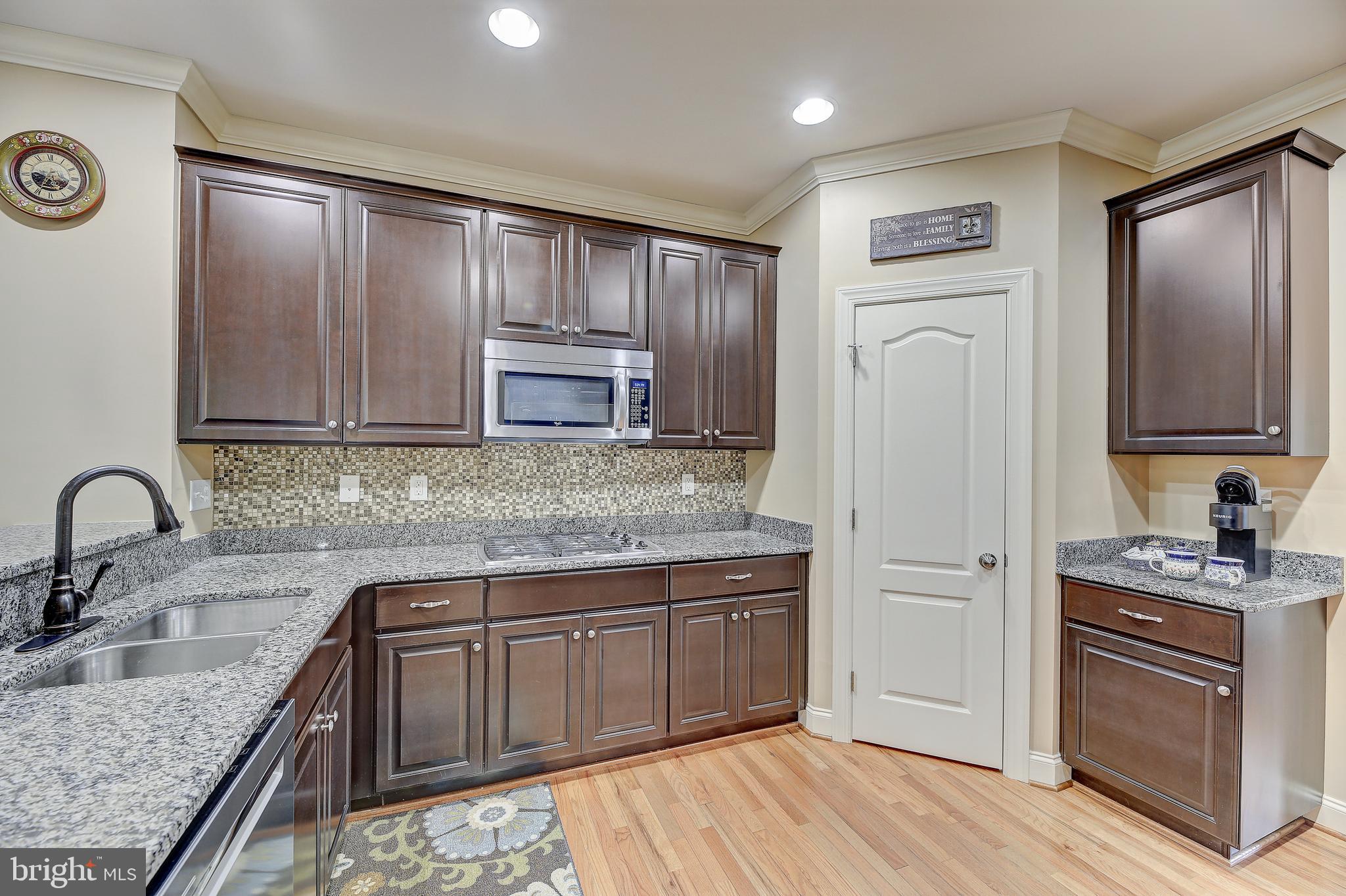 9933 Veiled Dawn Laurel, MD 20723 - Photo 11 of 46 Kitchen