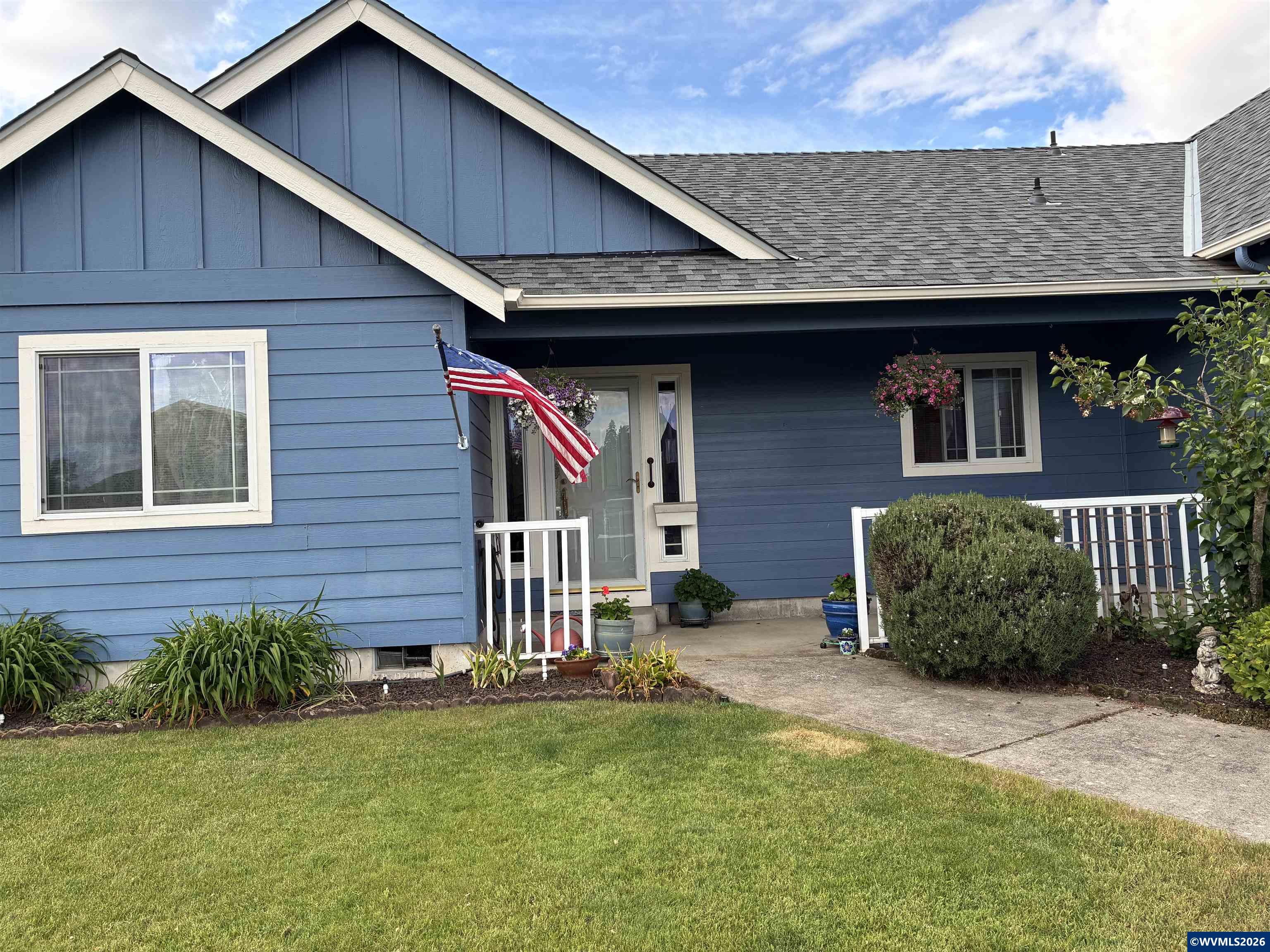 571 Hobson Street Stayton, OR 97383 - Photo 2 of 50