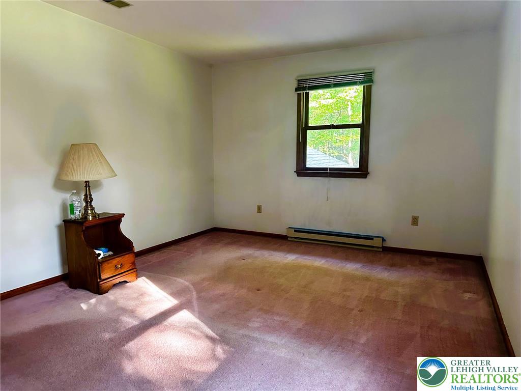 93 Sassafras Road Lehighton, PA 18235 - Photo 26 of 67 Primary Bedroom with direct access to the full bat