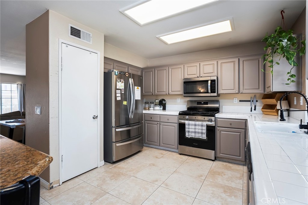 23128 Cannery Road Wildomar, CA 92595 - Photo 6 of 51