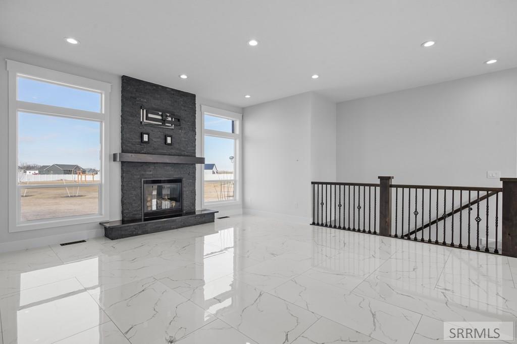 834 East 1580 North Shelley, ID 83274 - Photo 6 of 71