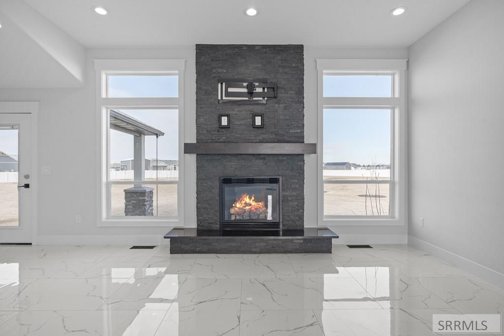 834 East 1580 North Shelley, ID 83274 - Photo 7 of 71