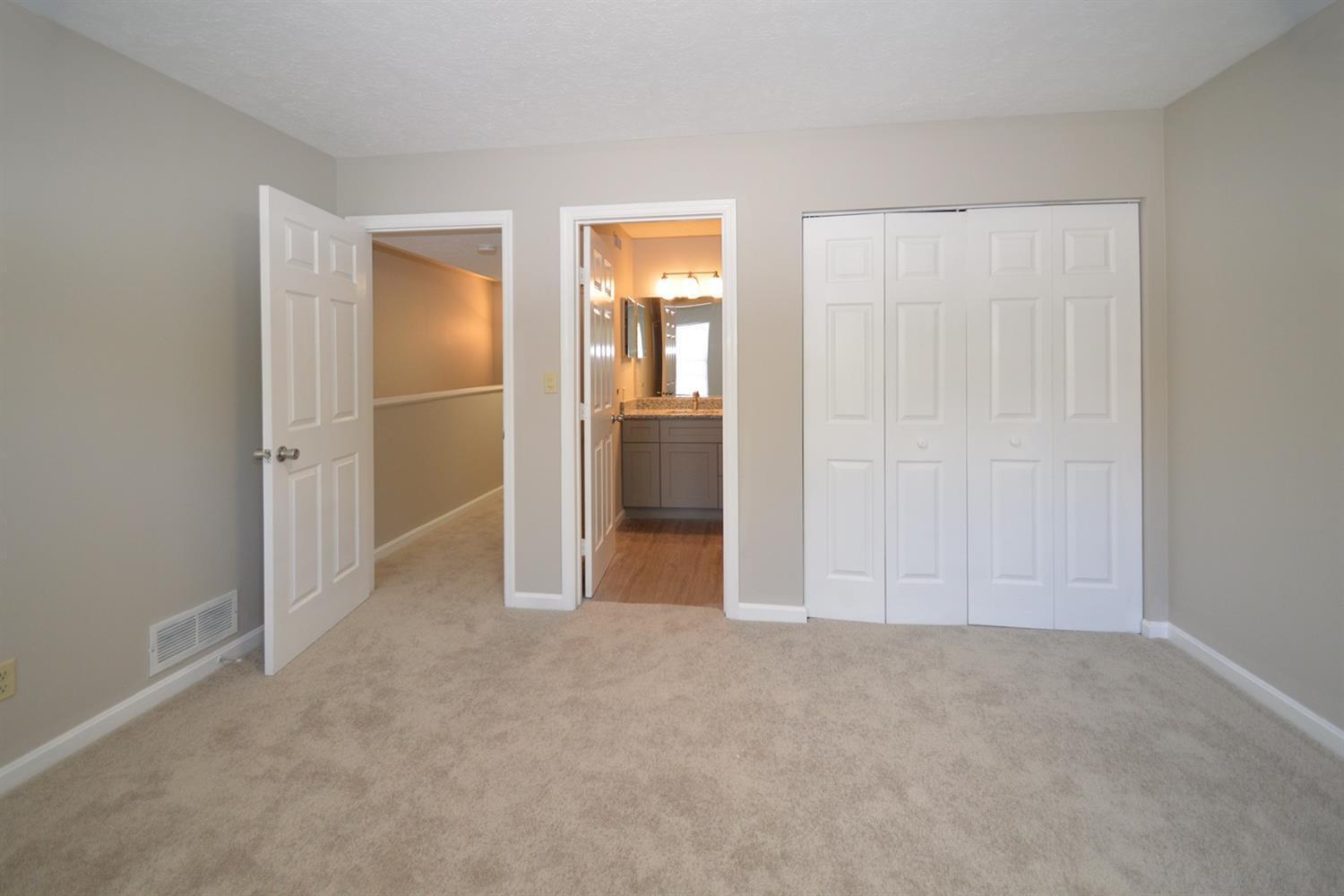 10555 Montgomery Road, Unit 62 Montgomery, OH 45242 - Photo 8 of 14