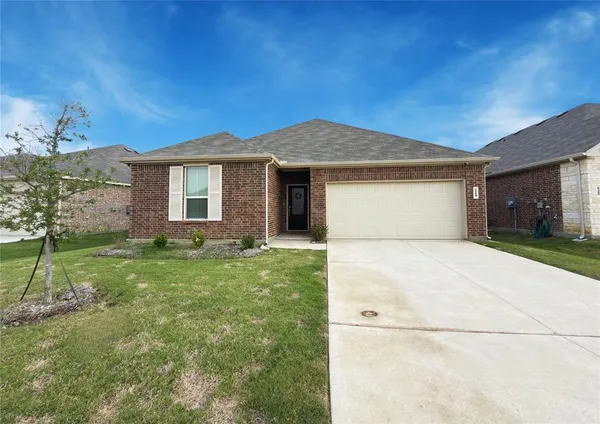 $1,950 | 524 Hackney Drive, Princeton, TX 75407