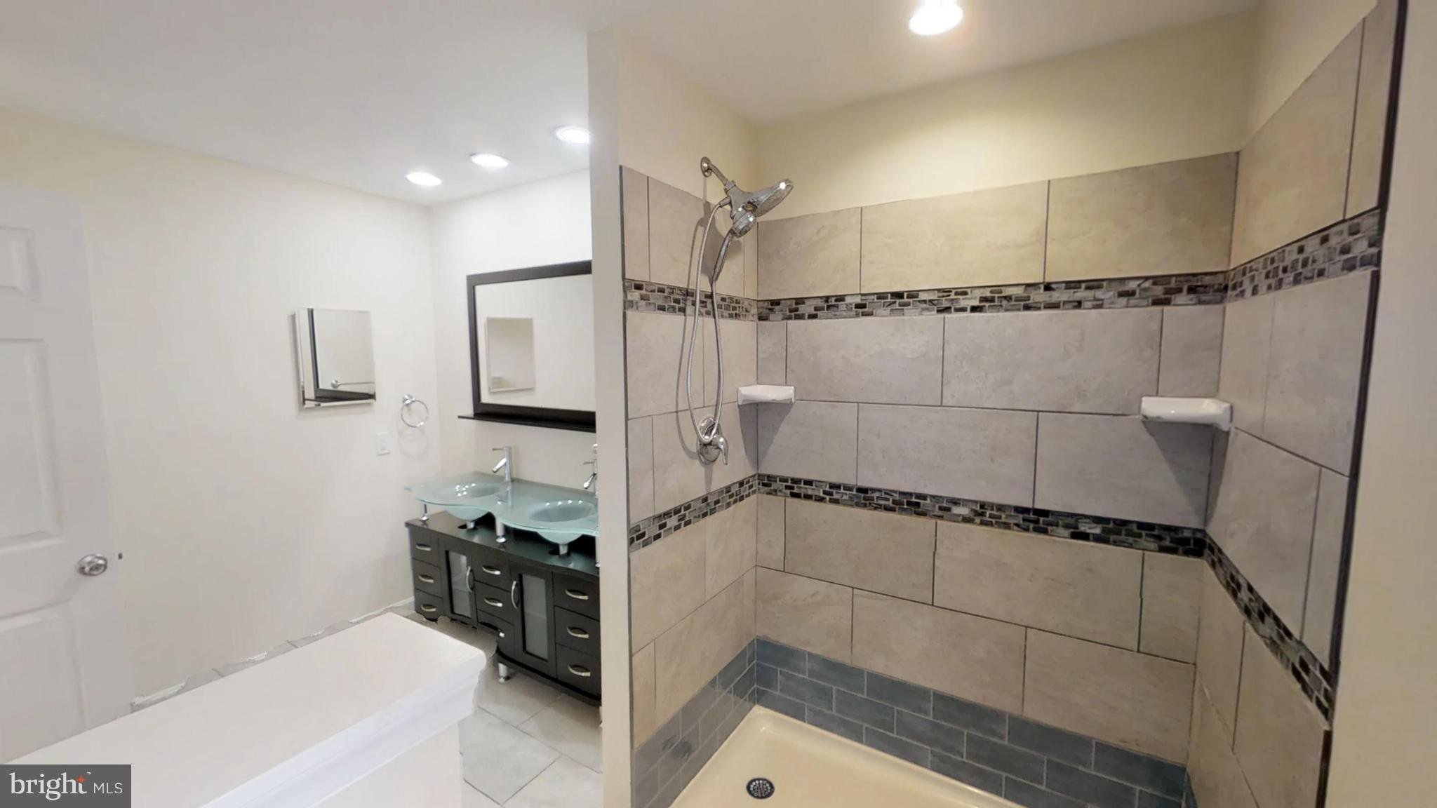21410 Springfield Road Bushwood, MD 20618 - Photo 6 of 47 Master Bathroom