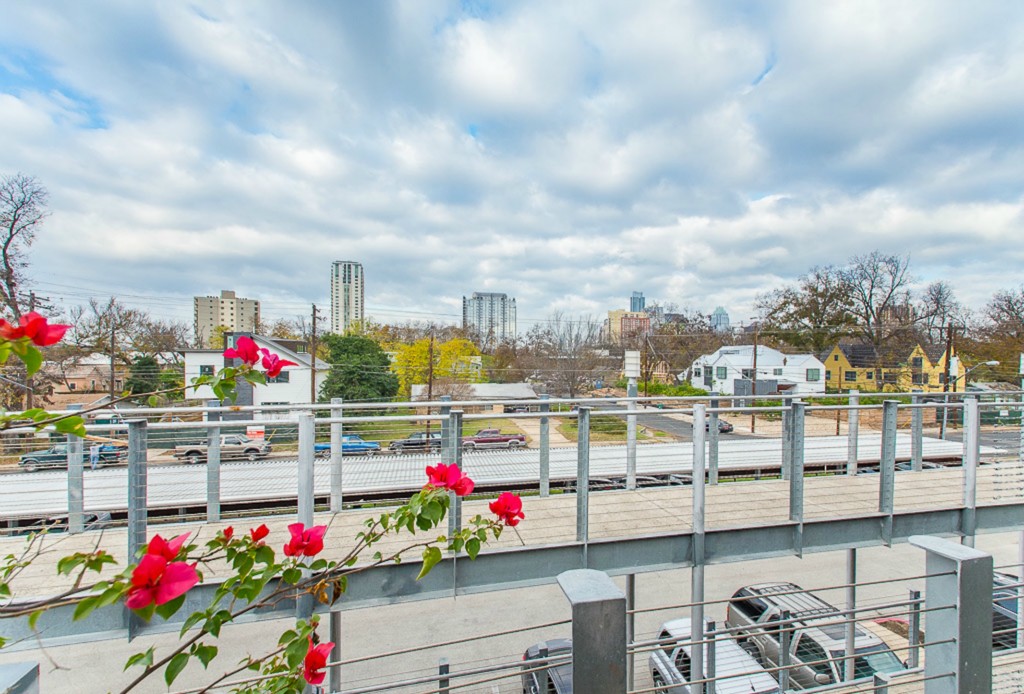 41 Waller Street, Unit 308 Austin, TX 78702 - Photo 31 of 34