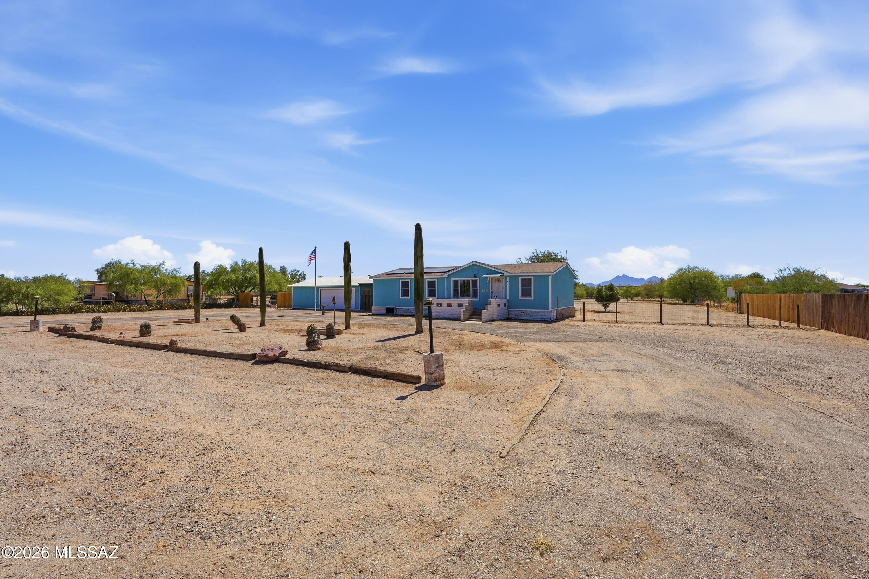 11303 North Derringer Road Marana, AZ 85653 - Photo 4 of 38