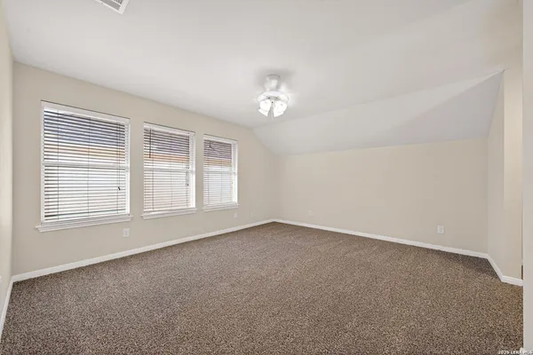 $2,200 | 137 Niemietz Cove, Cibolo, TX 78108