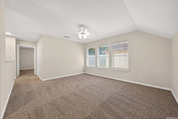 $2,200 | 137 Niemietz Cove, Cibolo, TX 78108