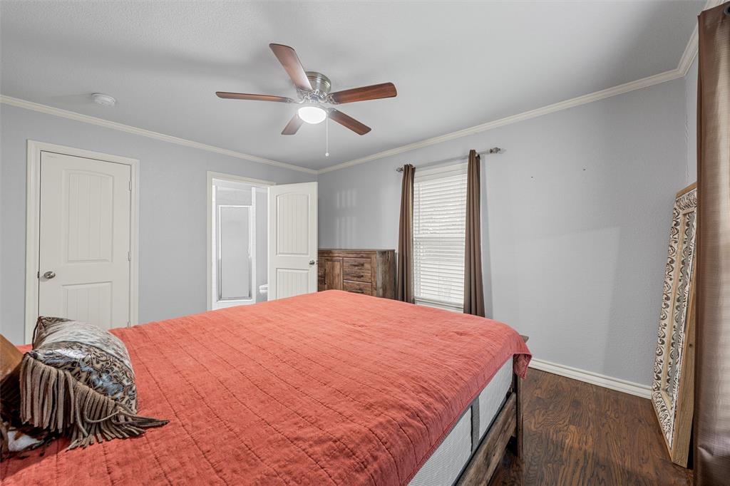 911 South Main Street West, TX 76691 - Photo 20 of 39