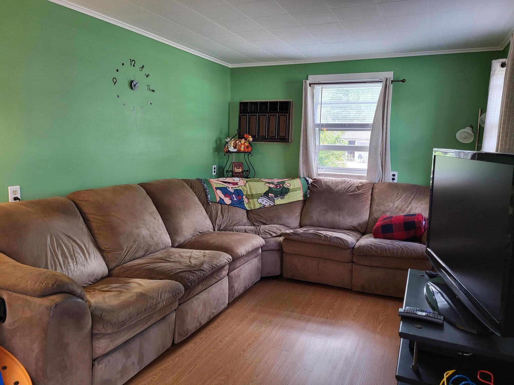 26 Gitche Gumee Road Buzzards Bay, MA 02532 - Photo 5 of 17 livingroom