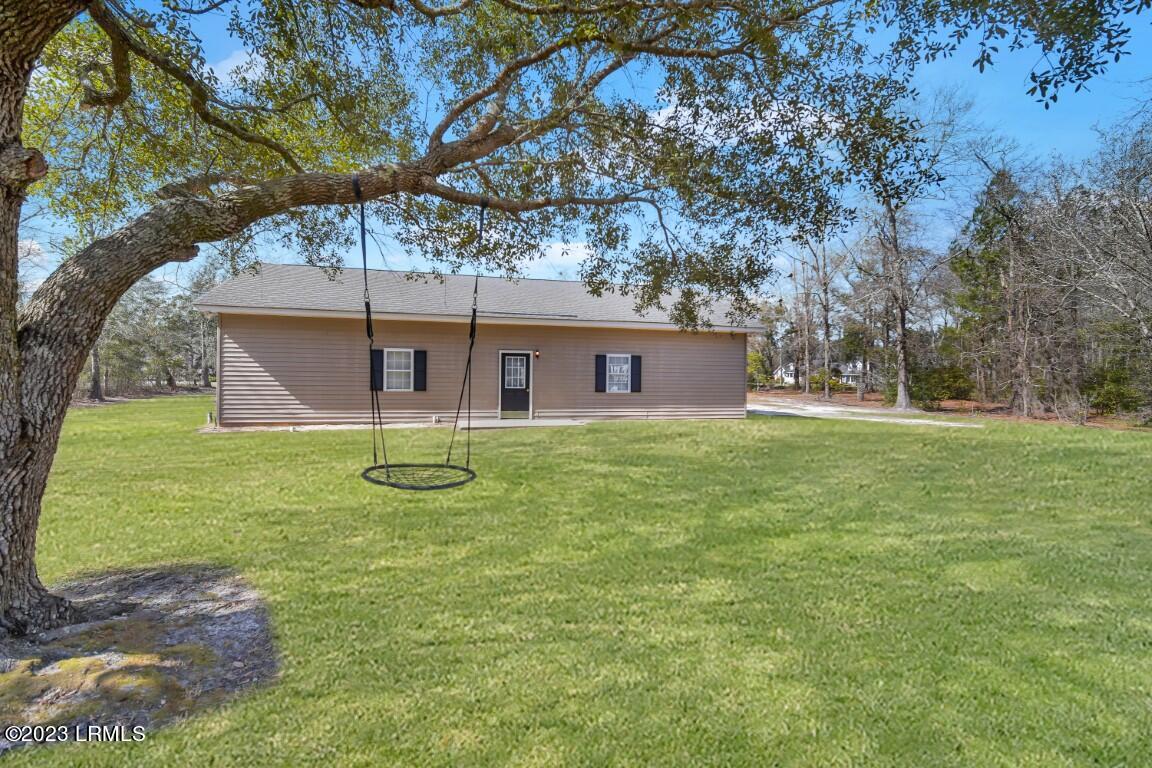302 Helen Street Hampton, SC 29924 - Photo 9 of 46 DSC08775_1.jpg-FULL