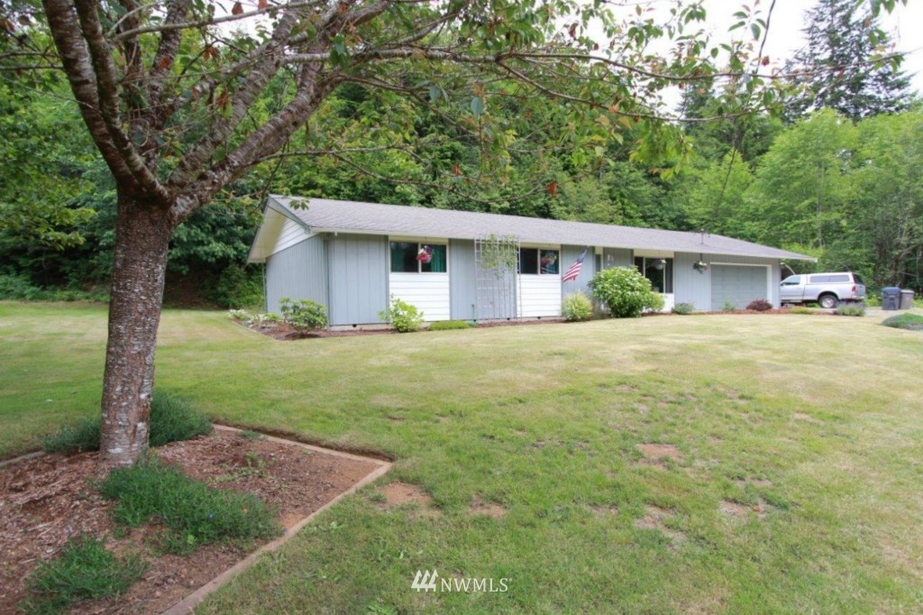 2610 East Hoquiam Road Hoquiam, WA 98550 - Photo 1 of 25 Gallery Image 1