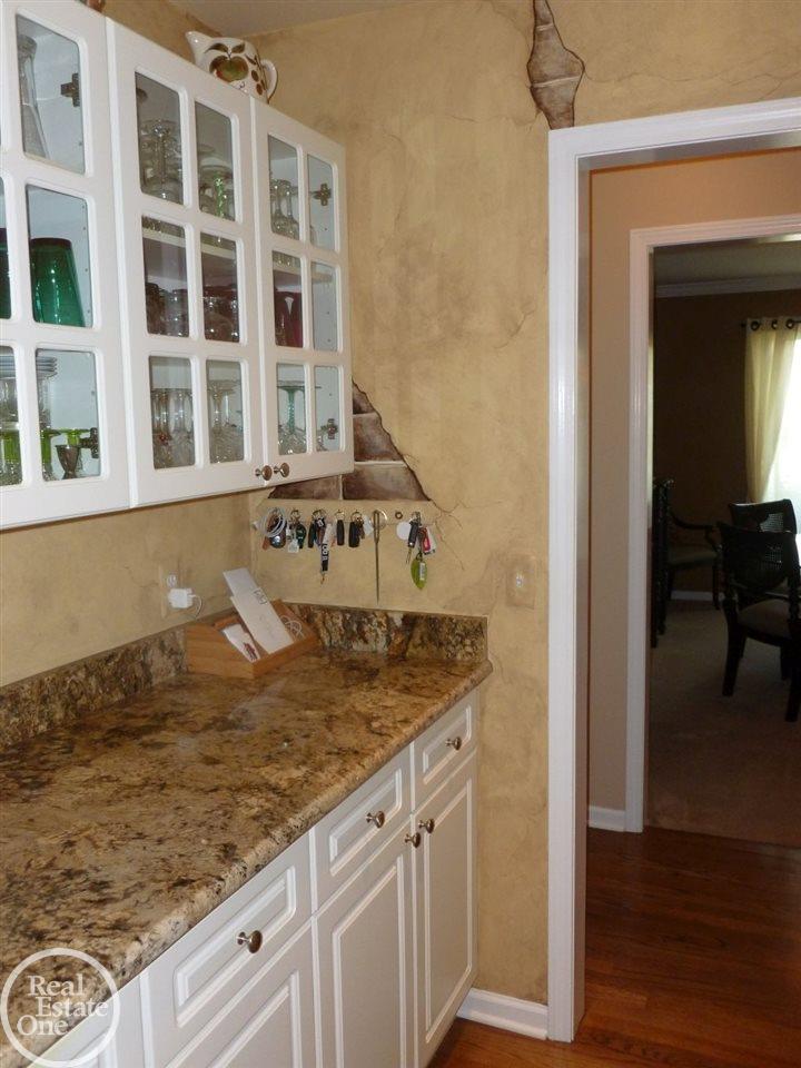 1901 Grayslake Drive Rochester Hills, MI 48306 - Photo 22 of 45