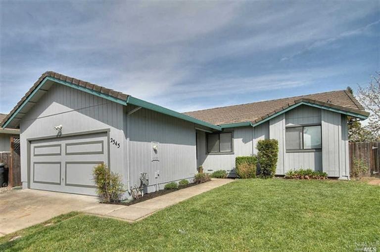 Welcome to 2345 Mandarin Lane, Santa Rosa