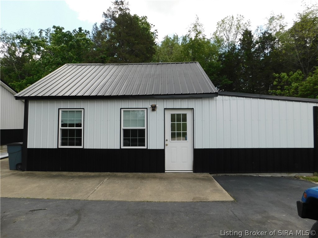 2755 Big Indian Road Northeast Corydon, IN 47112 - Photo 3 of 68