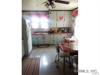 11117 Hickory Flat Road Highland, IL 62249 - Photo 4 of 11 Gallery Image 4