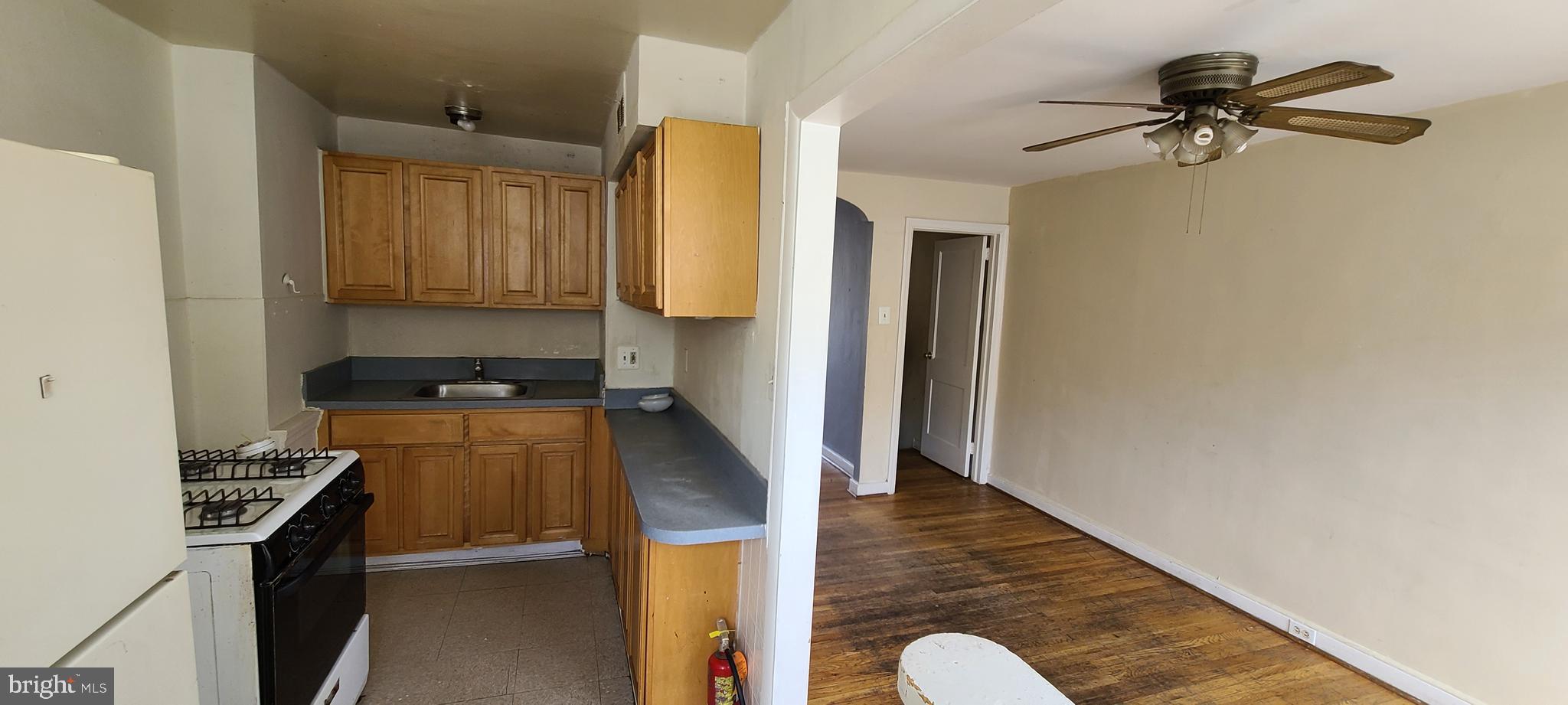 7277 Rutland Street Philadelphia, PA 19149 - Photo 3 of 5 Gallery Image 3