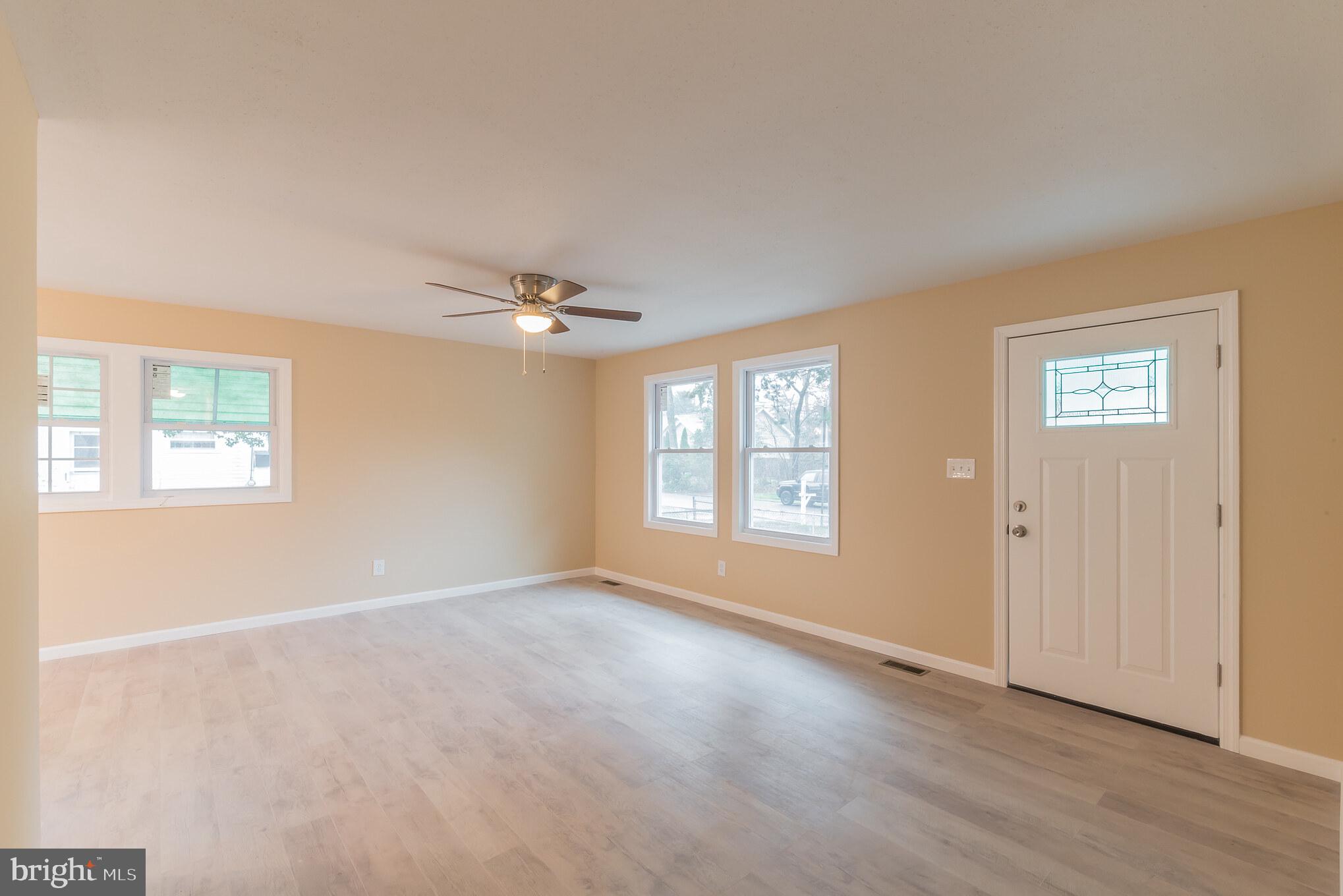 215 Dandelion Road Millville, NJ 08332 - Photo 12 of 28 Gallery Image 12