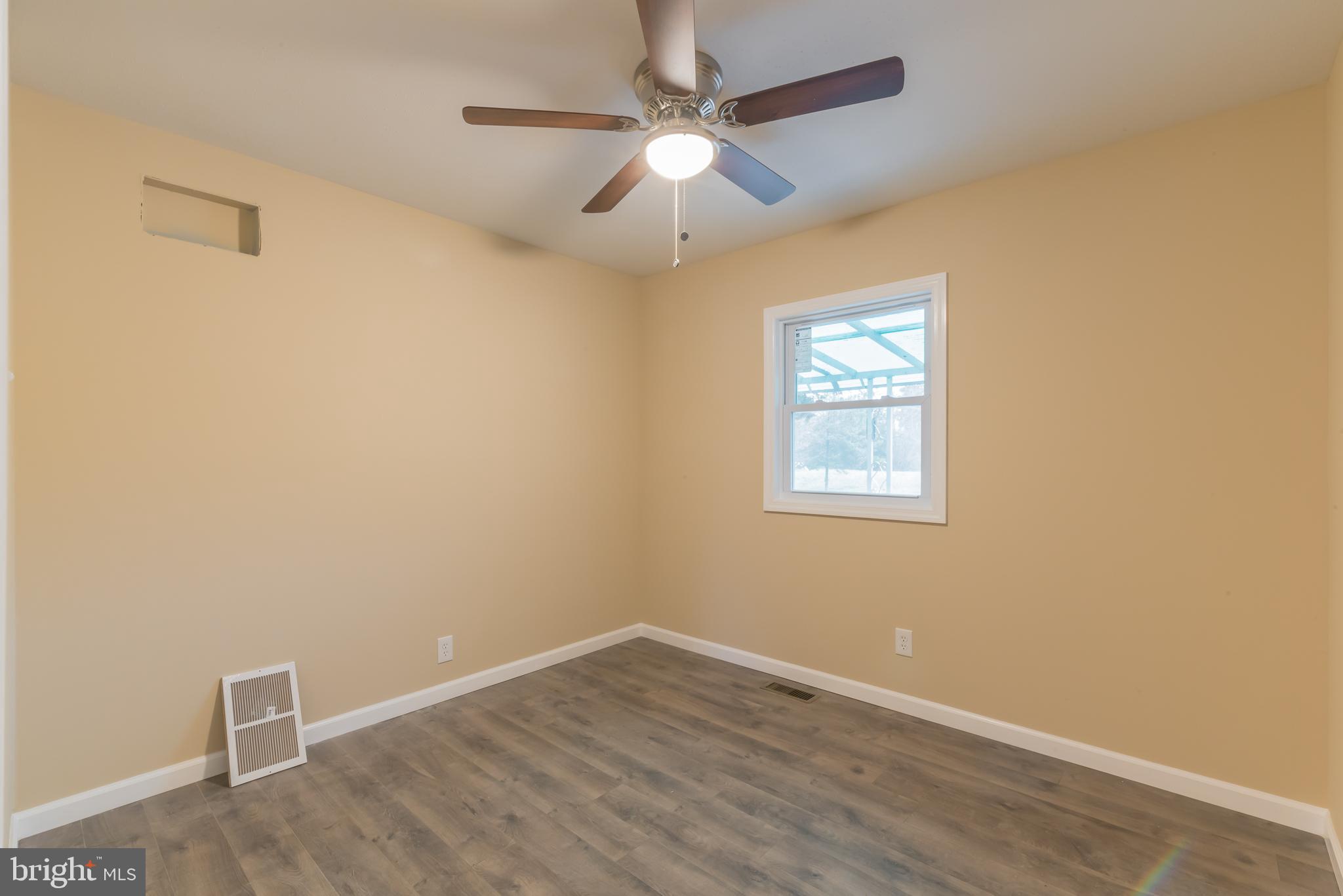 215 Dandelion Road Millville, NJ 08332 - Photo 21 of 28 Gallery Image 21