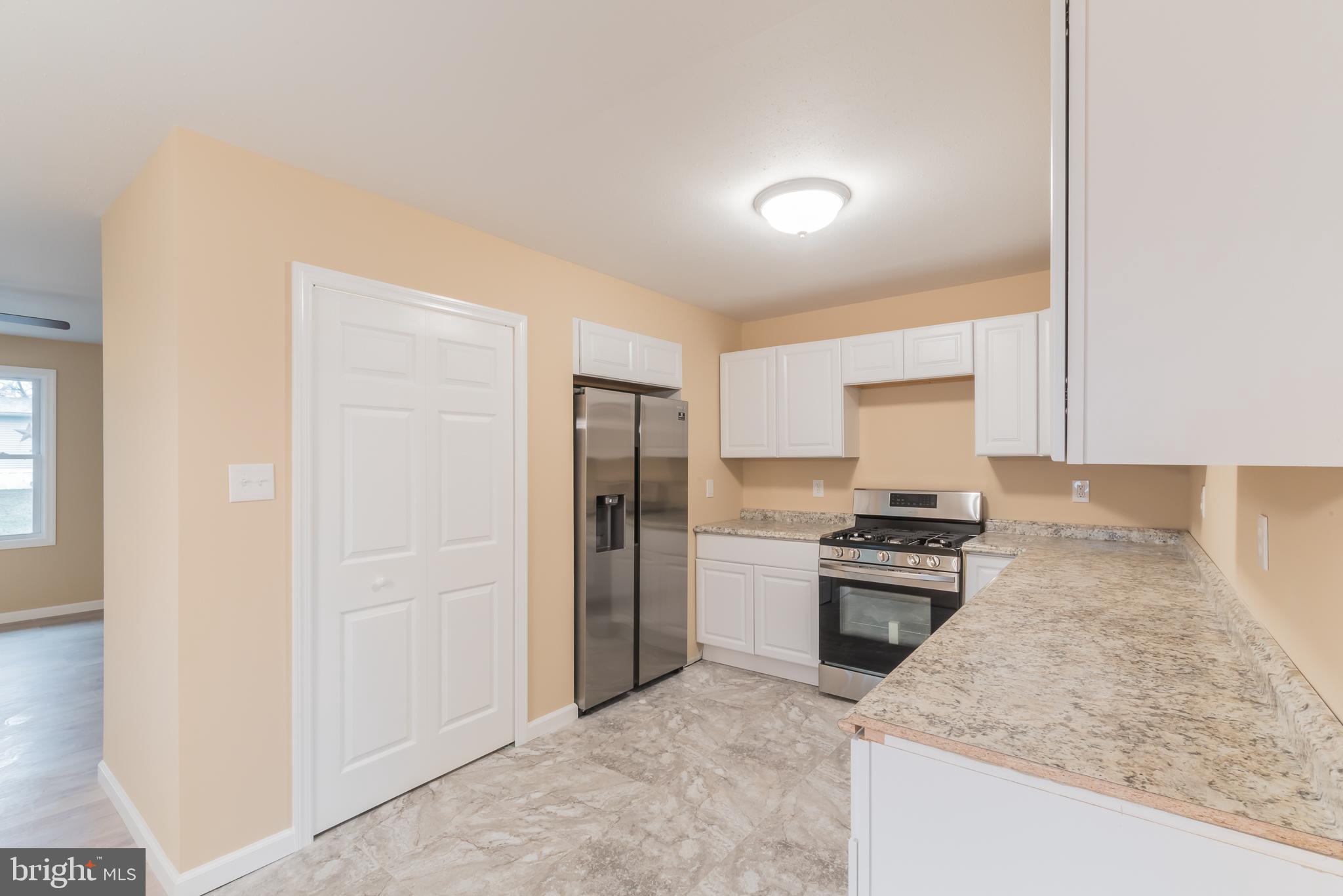 215 Dandelion Road Millville, NJ 08332 - Photo 8 of 28 Gallery Image 8