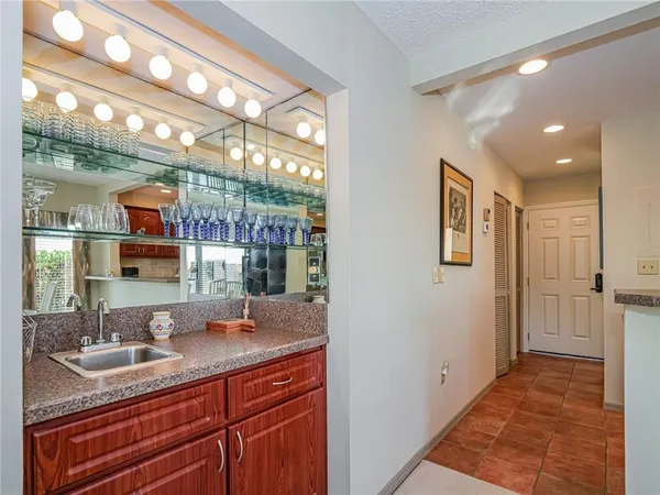 $7,800 | 3939 Ocean Drive, Unit 201B, Vero Beach, FL 32963