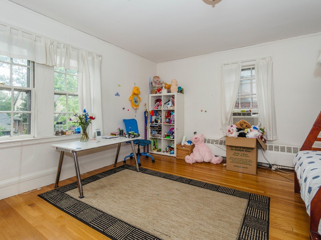 53 Rowena Road Newton, MA 02459 - Photo 15 of 24