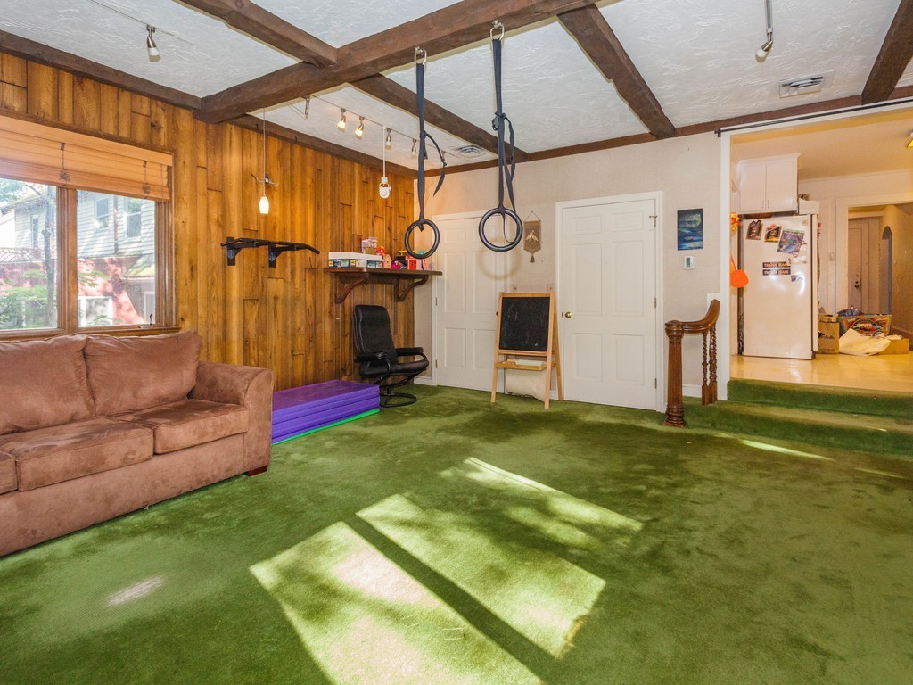 53 Rowena Road Newton, MA 02459 - Photo 8 of 24