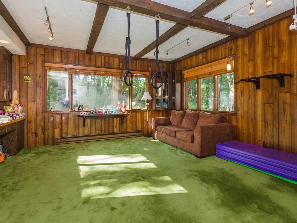 53 Rowena Road Newton, MA 02459 - Photo 9 of 24