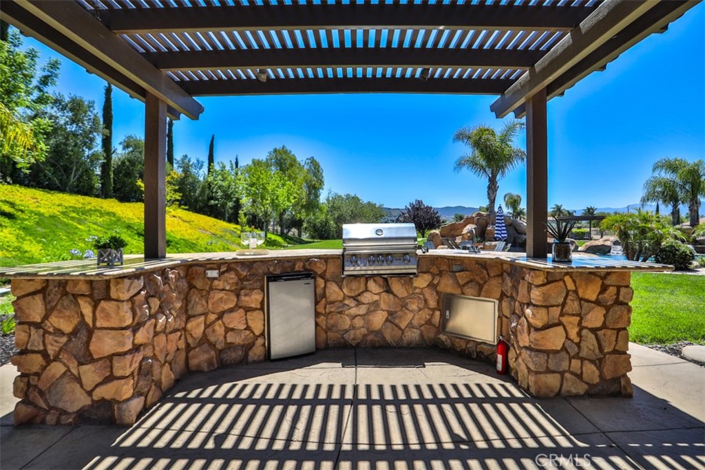 39520 Colleen Way Temecula, CA 92592 - Photo 35 of 75