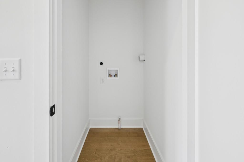 1160 Boulevard Southeast, Unit 11 Atlanta, GA 30312 - Photo 20 of 32 a view of a room with white walls