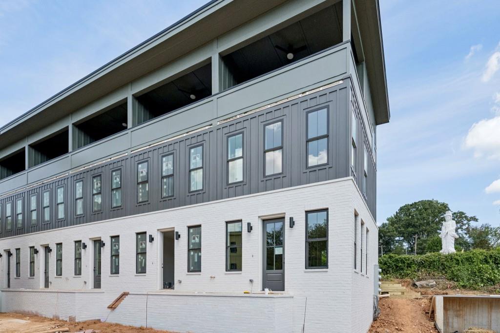 1160 Boulevard Southeast, Unit 11 Atlanta, GA 30312 - Photo 2 of 32