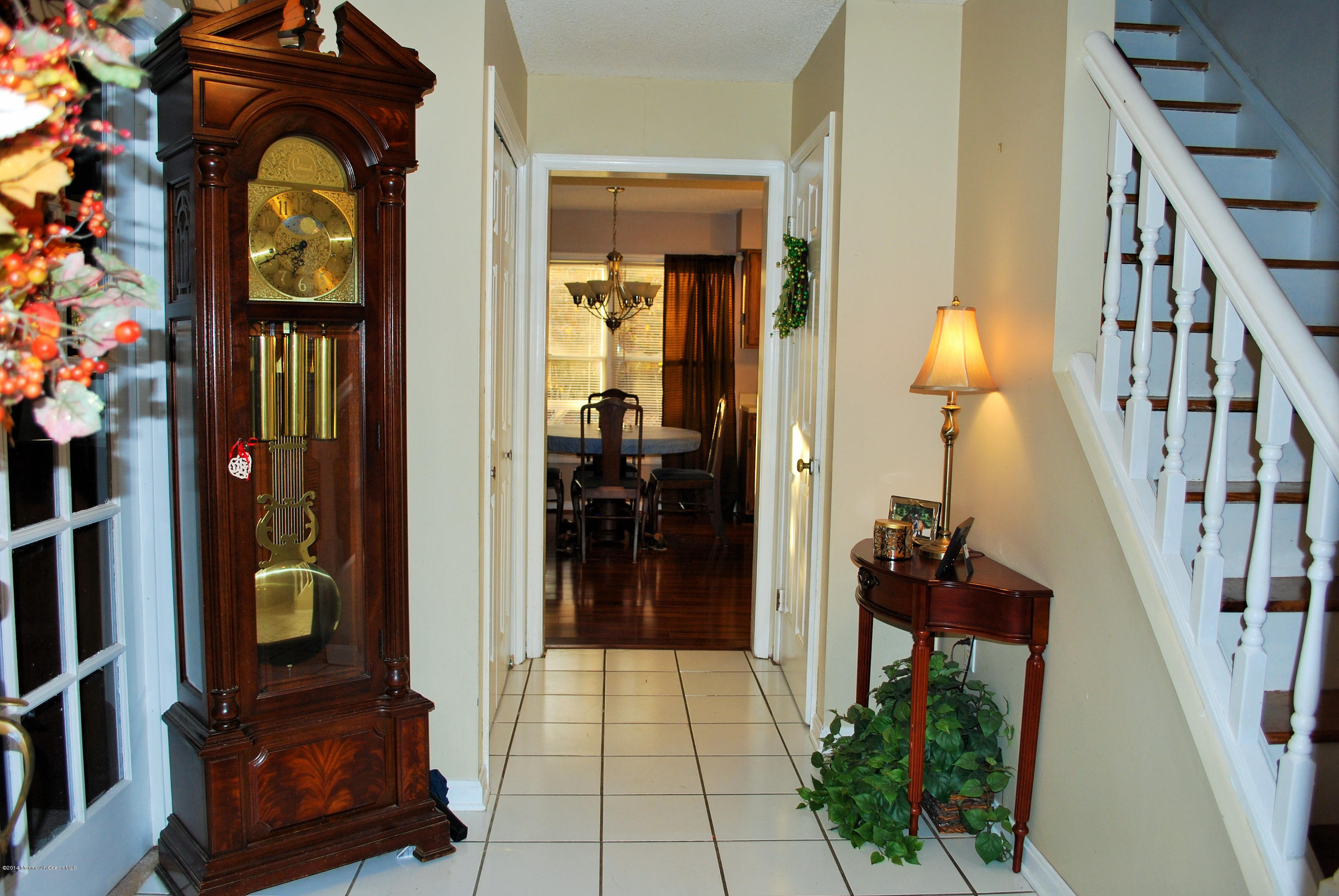444 Freehold Road Jackson, NJ 08527 - Photo 3 of 22 Foyer