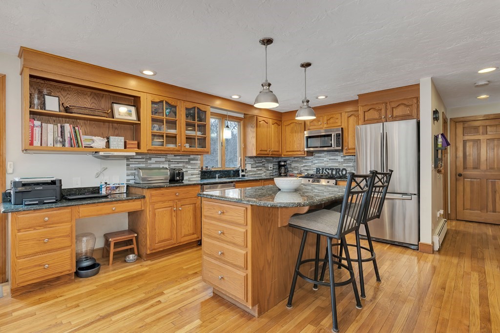 27 Crestview Drive Sandwich, MA 02537 - Photo 11 of 31