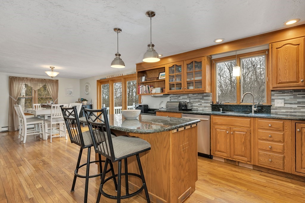 27 Crestview Drive Sandwich, MA 02537 - Photo 12 of 31