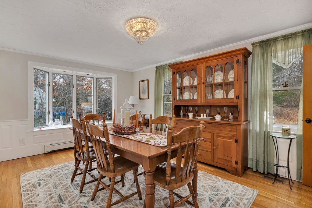 27 Crestview Drive Sandwich, MA 02537 - Photo 14 of 31