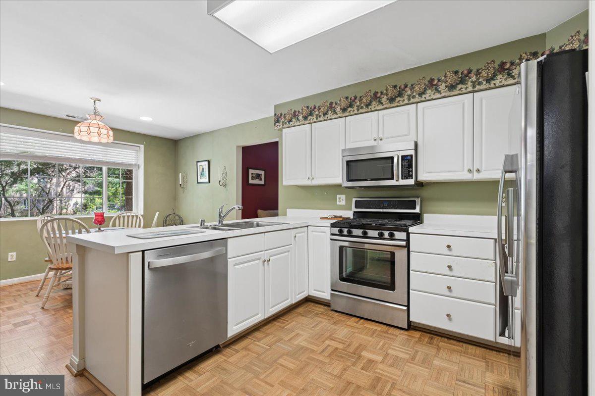 402 Rockfleet Road, Unit 102 Lutherville-Timonium, MD 21093 - Photo 23 of 47