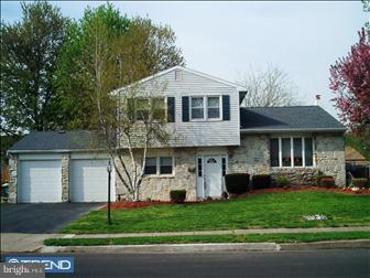 707 Warwick Road Fairless Hills, PA 19030 - Photo 1 of 6 Exterior Front
