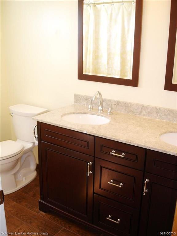 30112 Wicklow Road Farmington Hills, MI 48334 - Photo 31 of 45